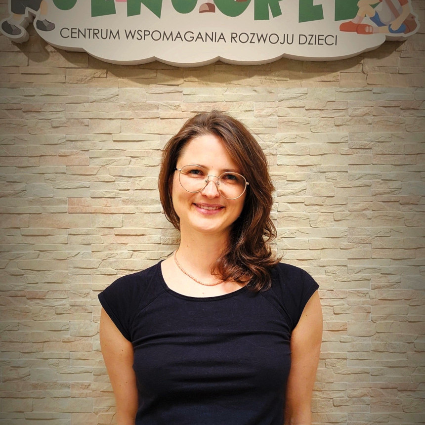 mgr MONIKA HEŁMECKA